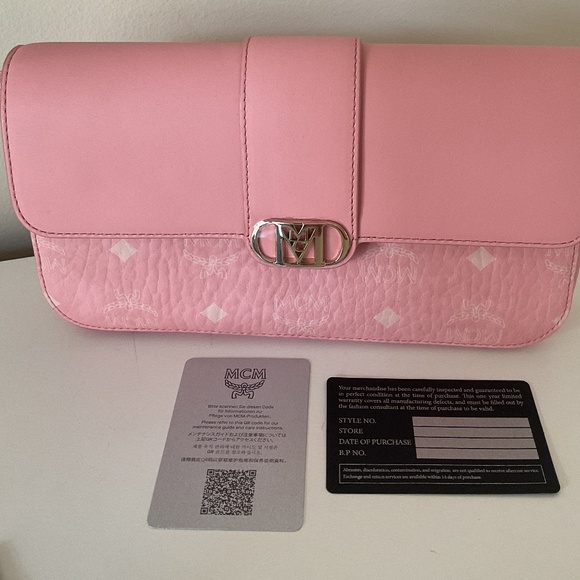 MCM - Picture 7 of 7